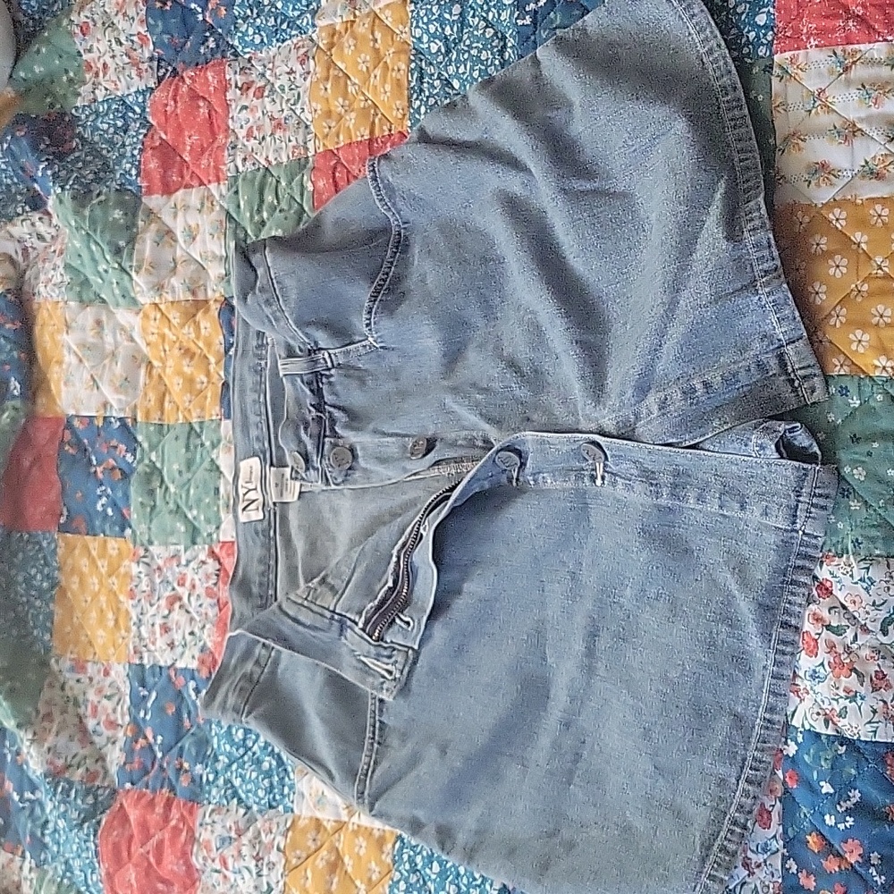 Size 12 Jean skort NY jeans 100% cotton